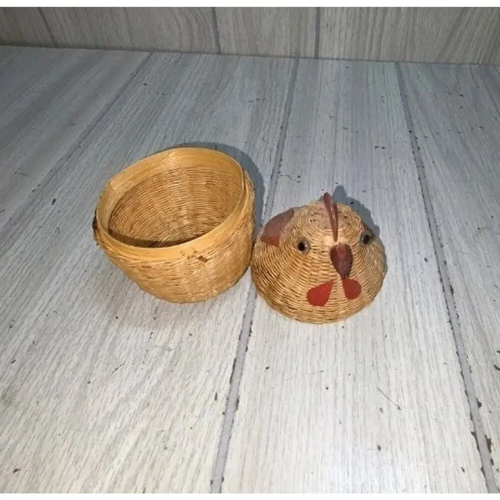 Vtg 70s Woven Basket Chicken Hen Basket Box Bird Wood 4” Easter Trinket Decor